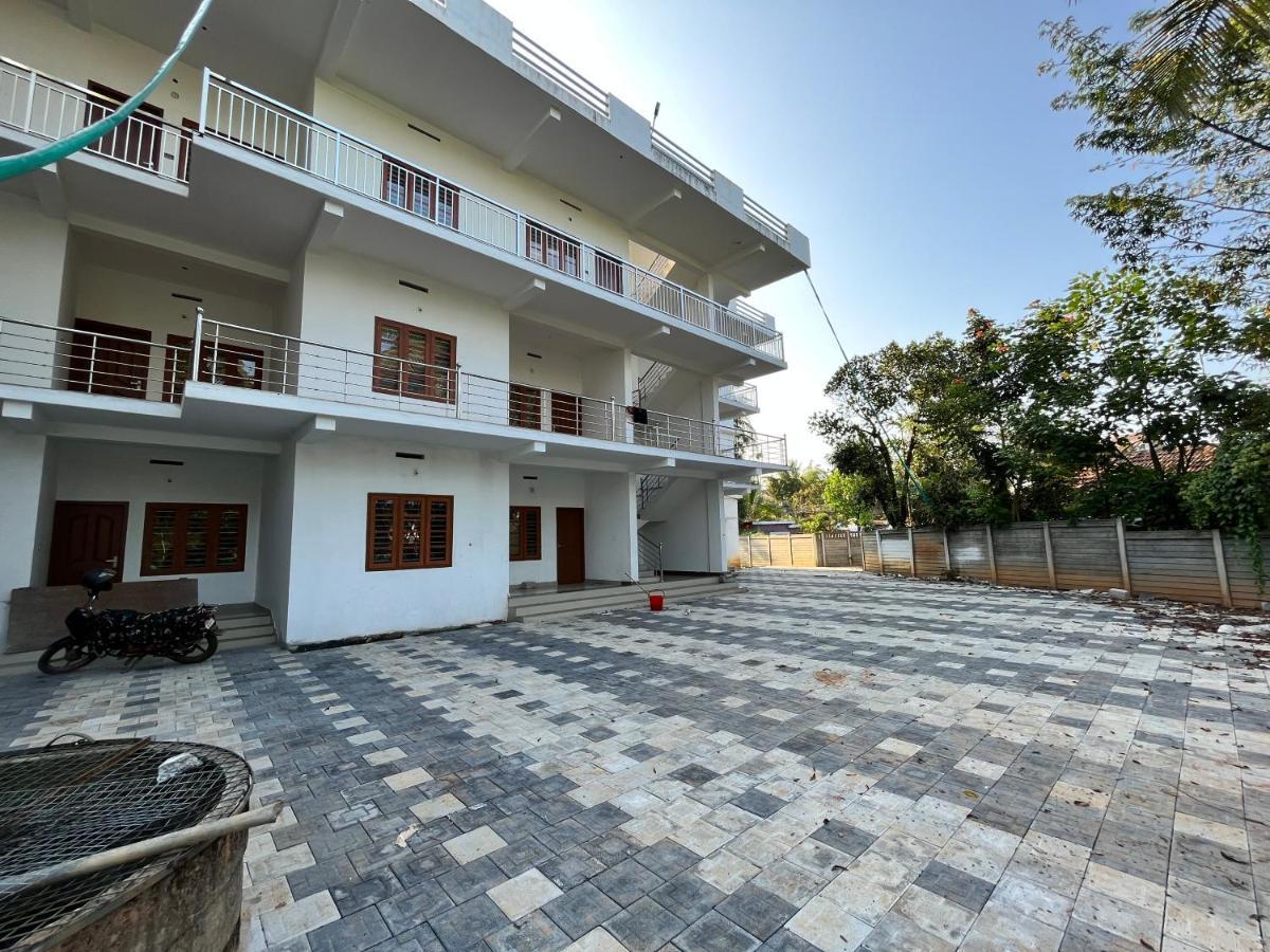 Wayanad Biriyomz Residency, Kalpatta, Low Cost Rooms And Deluxe Apartment Eksteriør billede